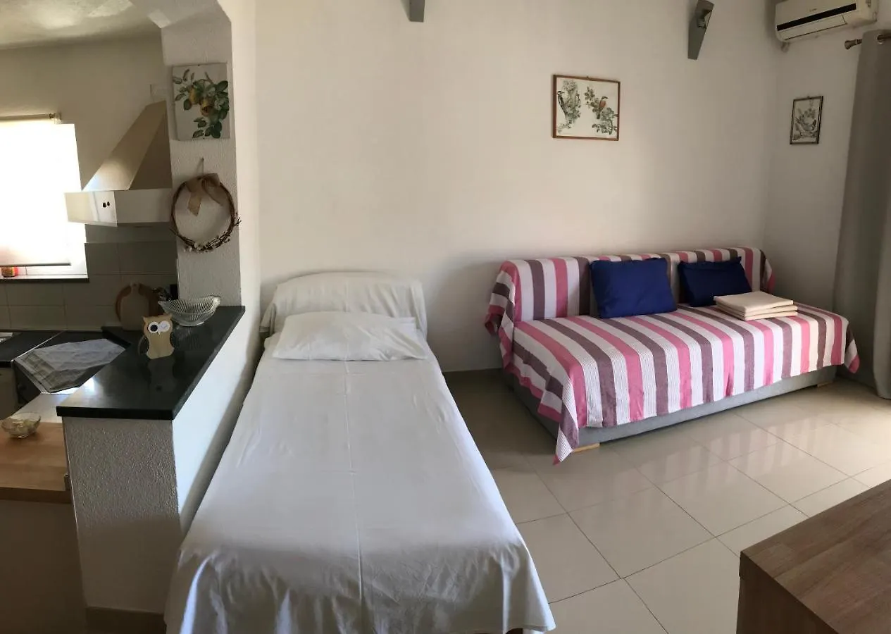 Apartmani Arijana Pakostane S Pogledom Na More Kroatien